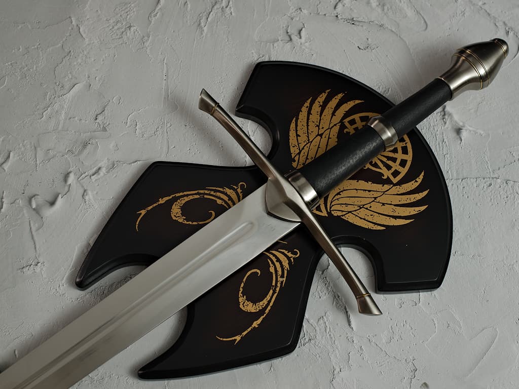 Épée du rôdeur Grands-Pas (Aragorn, Le Seigneur des Anneaux) #Terressens Épée du rôdeur Grands-Pas (Aragorn, Le Seigneur des Anneaux) #Terressens