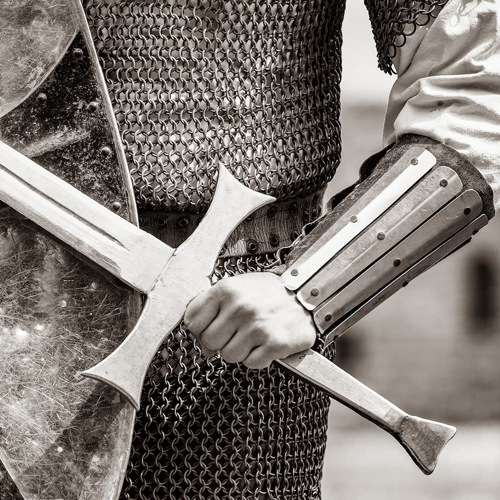 Espadas medievales y espadas de caballeros templarios