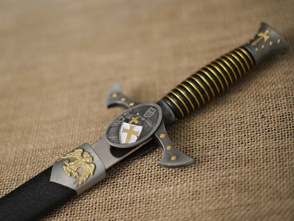 Daga simbólica templaria #Terressens