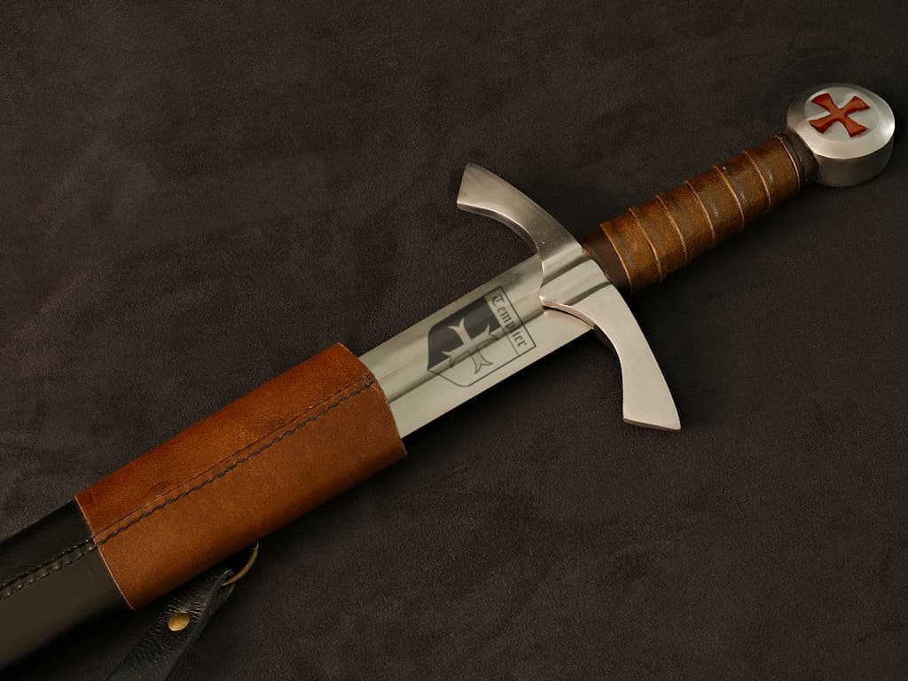 Grabado personalizado en una espada o daga #Terressens Grabado personalizado en una espada o daga #Terressens