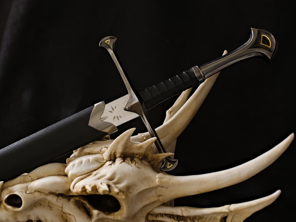 La espada reforjada de Aragorn, Andúril (El Señor de los Anillos) #Terressens La espada reforjada de Aragorn, Andúril (El Señor de los Anillos) #Terressens