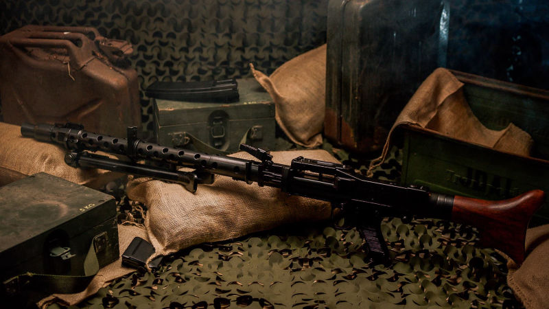 MG34 (Maschinengewehr 34), ametralladora alemana con bípode #Terressens MG34 (Maschinengewehr 34), ametralladora alemana con bípode #Terressens