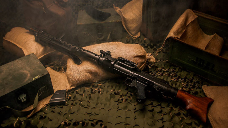 MG34 (Maschinengewehr 34), ametralladora alemana con bípode #Terressens