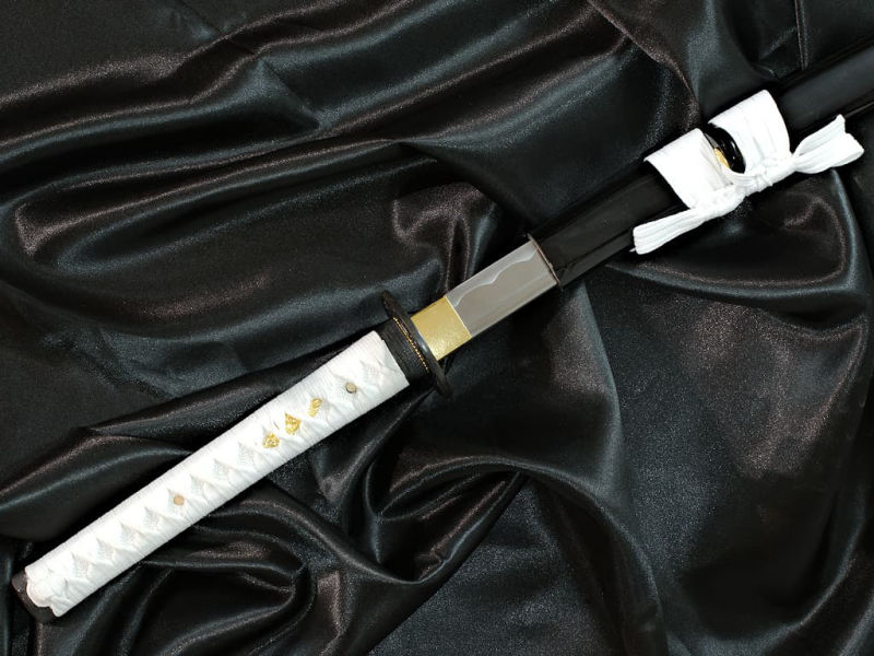 Mù-jīn, wakizashi aiguisé bois (mù, 木) métal (jīn, 金) : détail de le saya et de la tsuka Ikigaï, katana aiguisé (生き甲斐 raison d'être, sens de la vie) #Terressens
