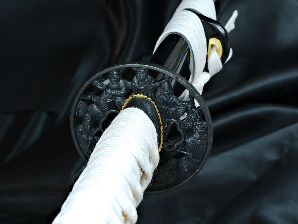 Mù-jīn, katana et wakizashi aiguisés bois (mù, 木) métal (jīn, 金), formant un daïshō Ikigaï, katana aiguisé (生き甲斐 raison d'être, sens de la vie) #Terressens