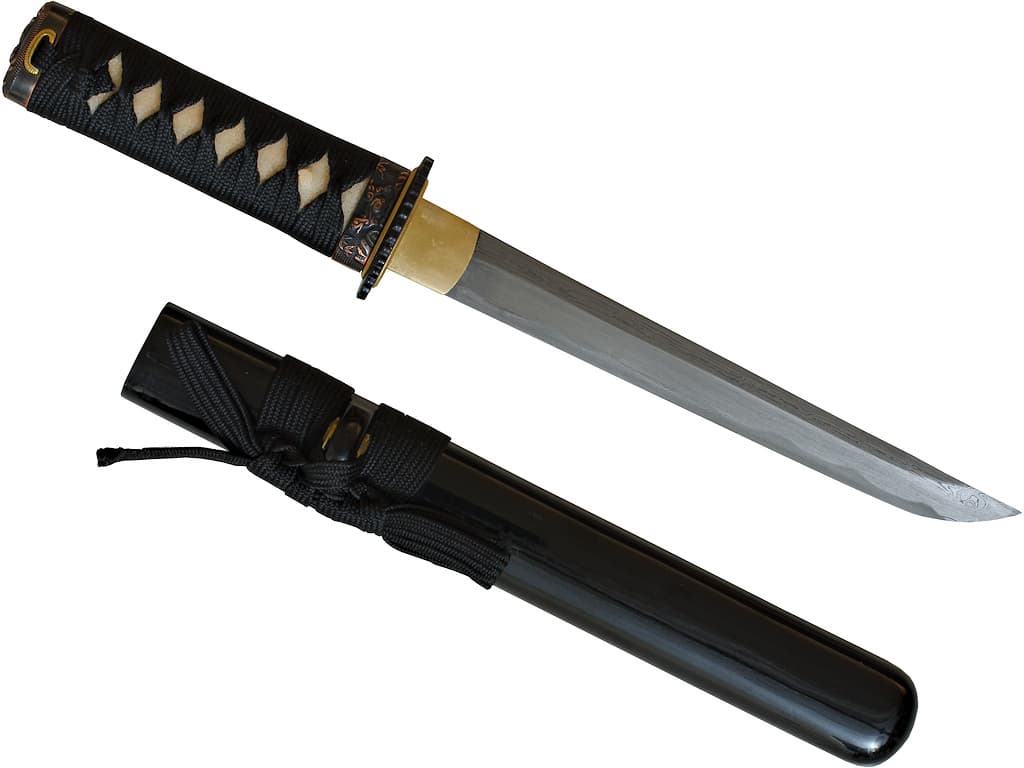 Yami, tantō aiguisé noir, lame damassée (闇 sombre) # Terressens Yami, tantō aiguisé noir, lame damassée (闇 sombre) # Terressens