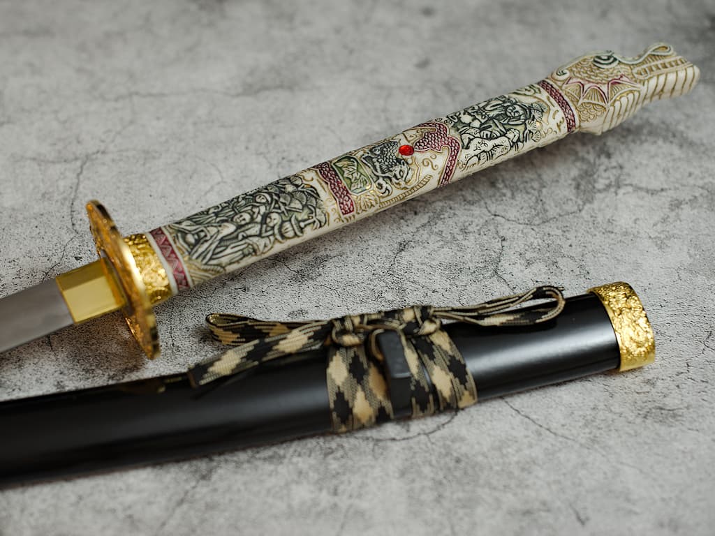 Katana de décoration « Dragon joueur » #Terressens Katana du Highlander, l’immortel Connor MacLeod #Terressens