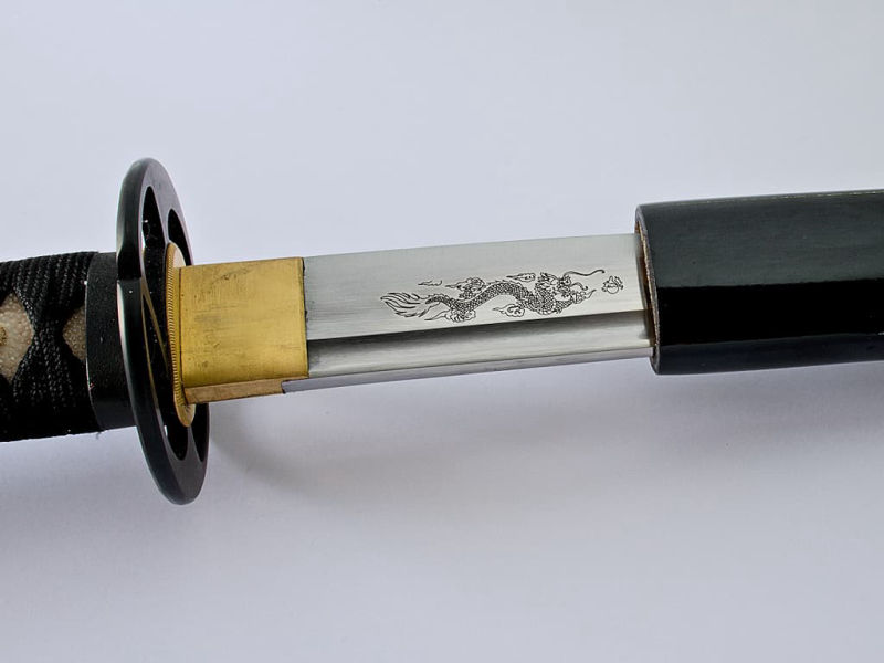 Grabado láser en la hoja de una katana: dragón celestial chino (Tian Long) #Terressens Grabado láser en la hoja de una katana: dragón celestial chino (Tian Long) #Terressens