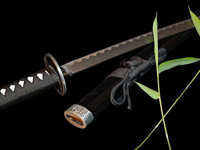 Katana negra Mitsu Tomoe
