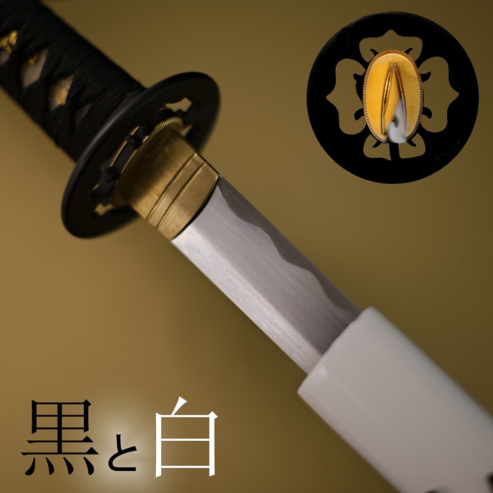 Afilada katana Kuro to Shiro (黒と白 blanco y negro) #Terressens Afilada katana Kuro to Shiro (黒と白 blanco y negro) #Terressens
