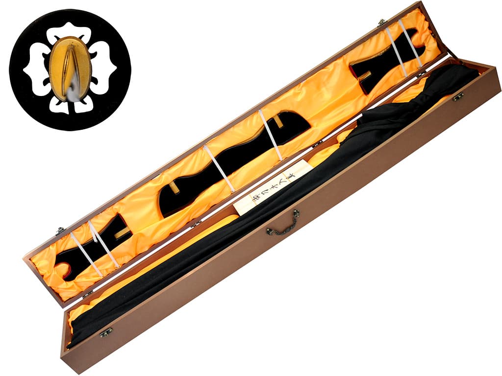 Afilada katana Kuro to Shiro (黒と白 blanco y negro) #Terressens Afilada katana Kuro to Shiro (黒と白 blanco y negro) #Terressens