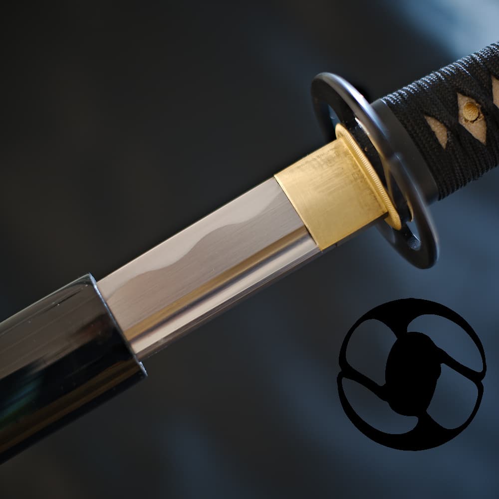 Kuro no tenshi, katana afilada "Ángel negro" (黒の天使) #Terressens