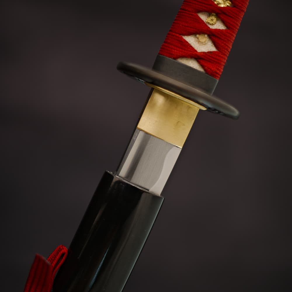 Afilado wakizashi Ake (朱, rojo sangre), ito y sageo rojo oscuro #Terressens
