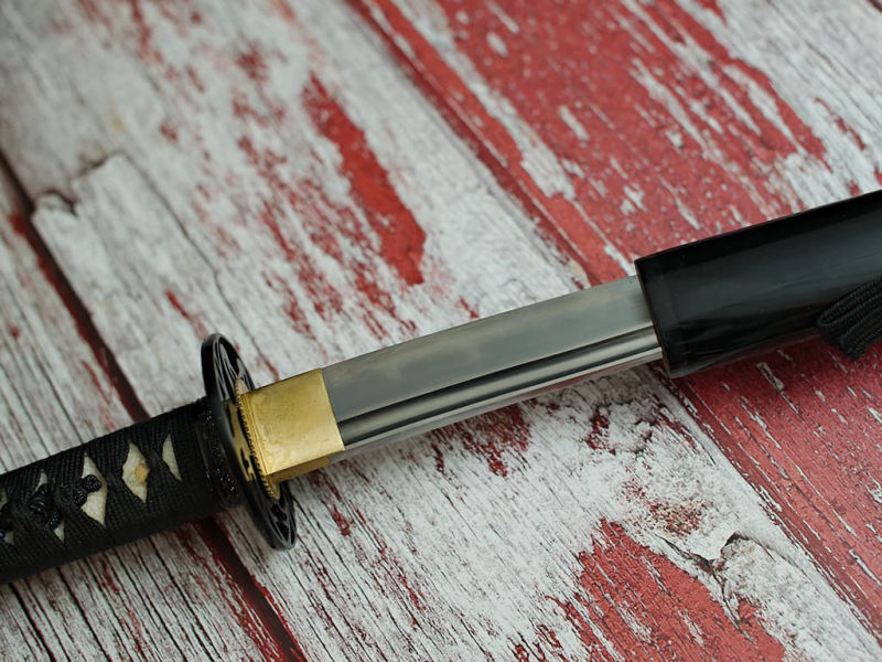 Katana "Tsuru" (鶴 grulla japonesa), forja Kobuse, templado selectivo #Terressens Katana "Tsuru" (鶴 grulla japonesa), forja Kobuse, templado selectivo #Terressens