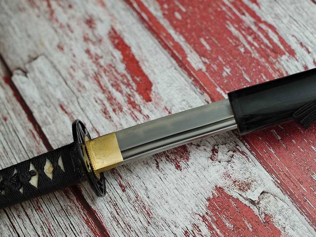 Katana "Tsuru" (鶴 grulla japonesa), forja Kobuse, templado selectivo #Terressens Katana "Tsuru" (鶴 grulla japonesa), forja Kobuse, templado selectivo #Terressens