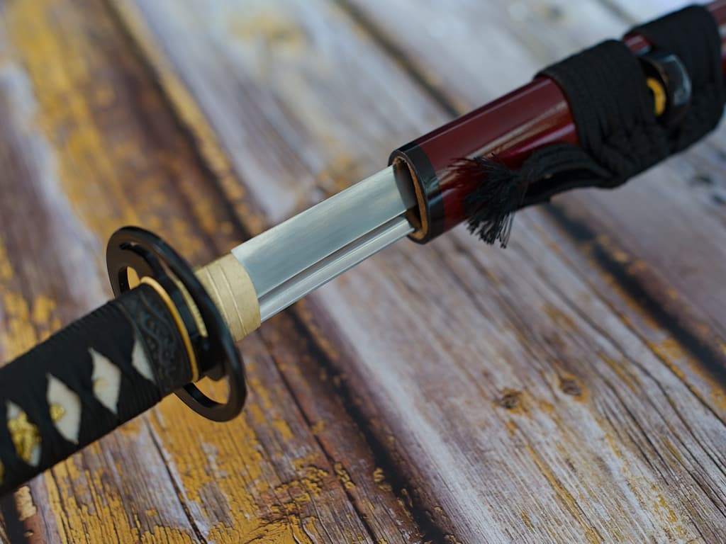 Katana "Kouryuu" (興隆, floración, florecimiento, crecimiento, desarrollo), decoración de bambú y colibrí, forja Soshu Kitae, hamon real, afilada a mano #Terressens Katana "Kouryuu" (興隆, floración, florecimiento, crecimiento, desarrollo), decoración de bambú y colibrí, forja Soshu Kitae, hamon real, afilada a mano #Terressens