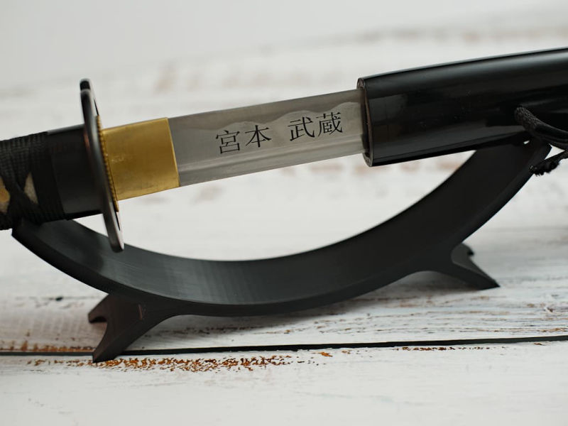 Soporte para katana "Sutairisshu" (スタイリッシュ, diseño, con estilo, elegante), un lugar #Terressens Soporte para katana "Sutairisshu" (スタイリッシュ, diseño, con estilo, elegante), un lugar #Terressens