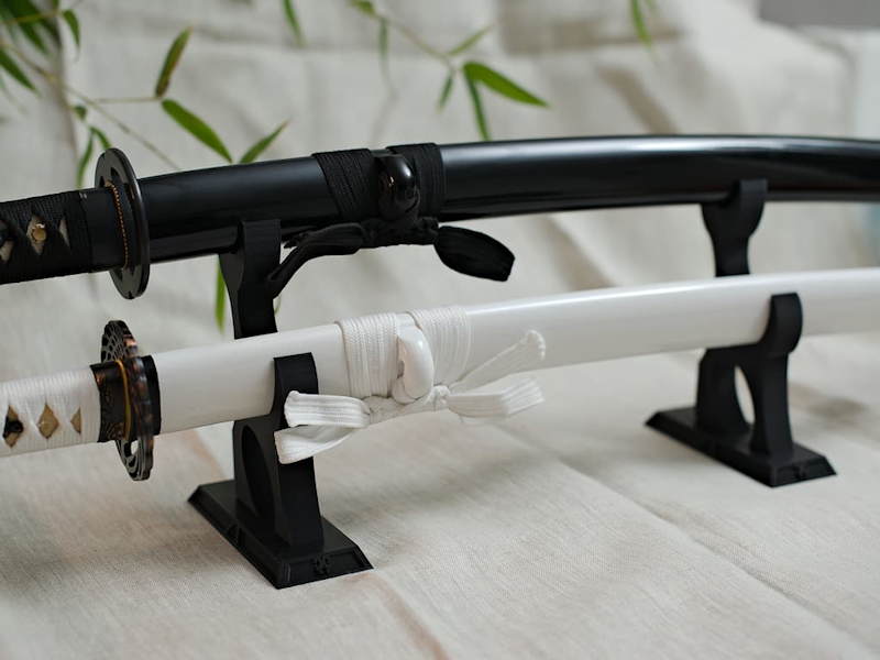 Soporte para katana "Fukuza" (複座, dos asientos), para dos espadas japonesas #Terressens Soporte para katana "Fukuza" (複座, dos asientos), para dos espadas japonesas #Terressens
