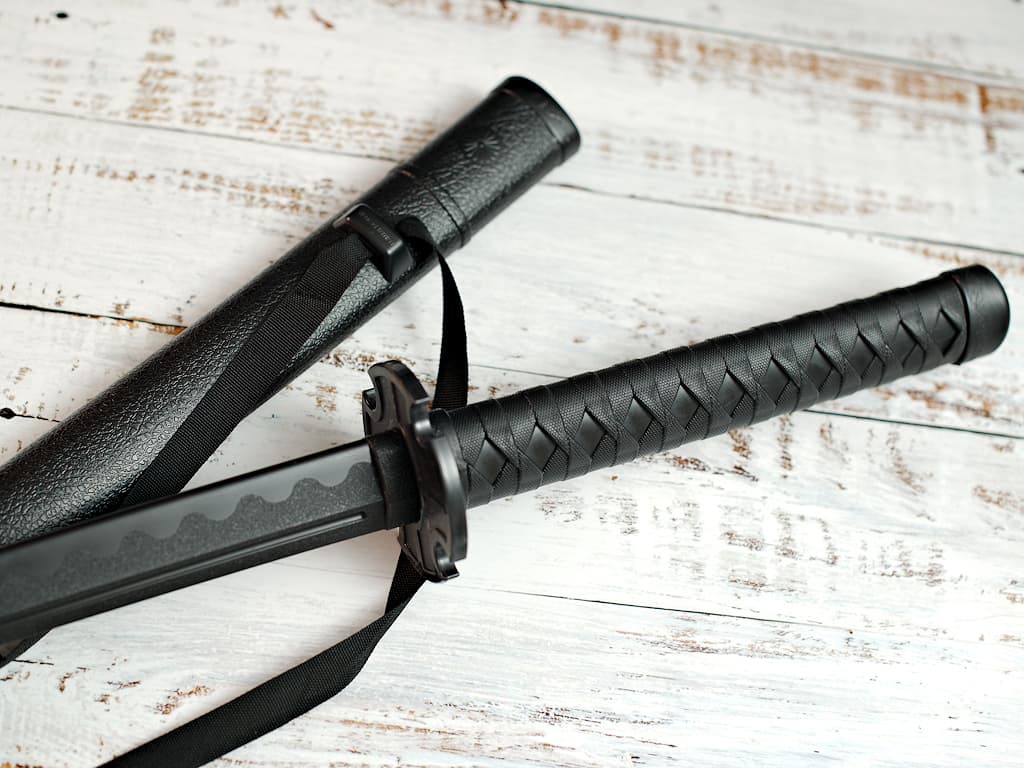 "Teikō" (抵抗, resistencia), bokken de polipropileno con saya #Terressens