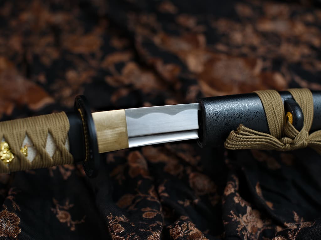 Tsuchi kara, tantō afilado (土から, de la tierra) #Terressens